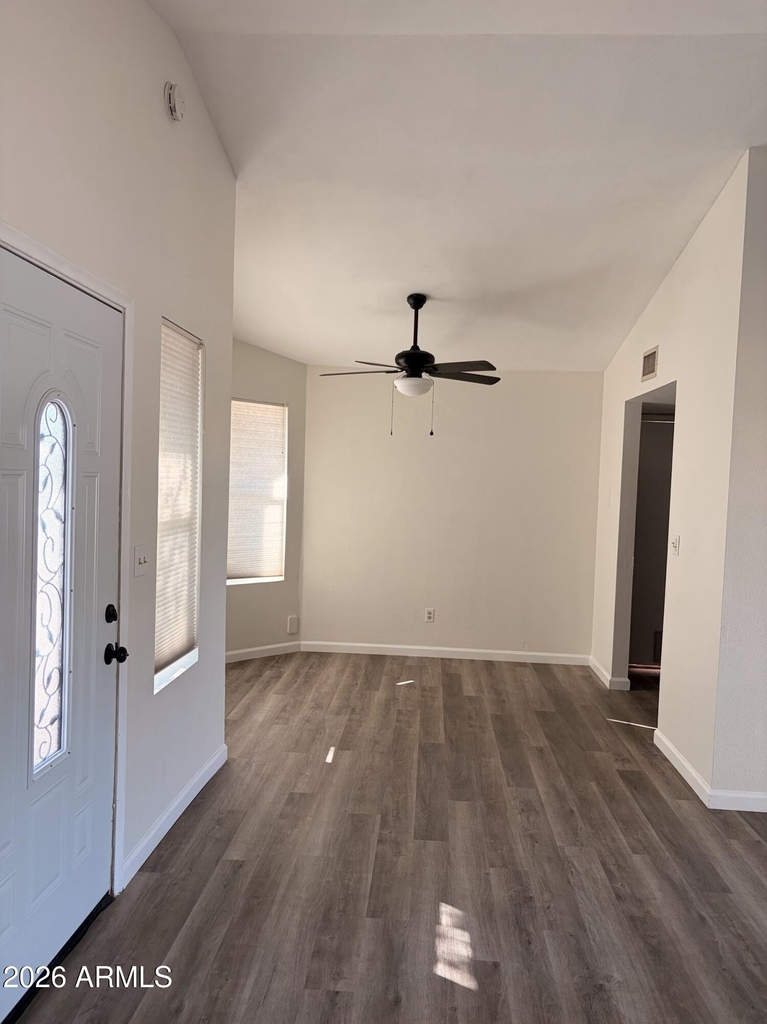 1139 W Laredo Street - Photo 4