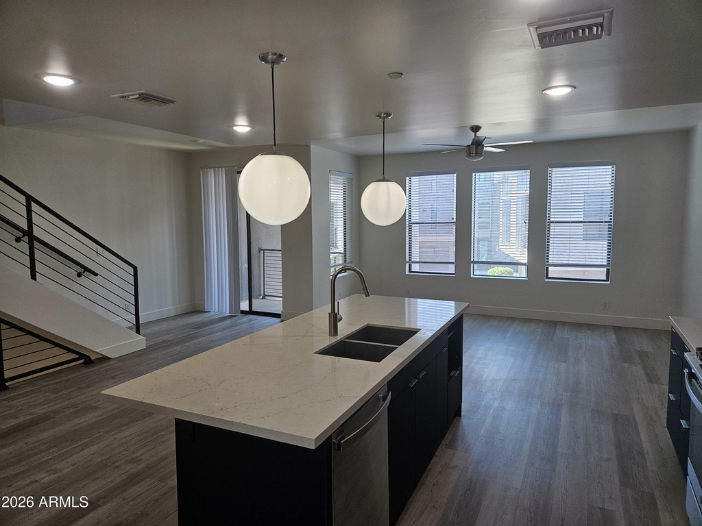 232 S Roosevelt Street - Photo 8
