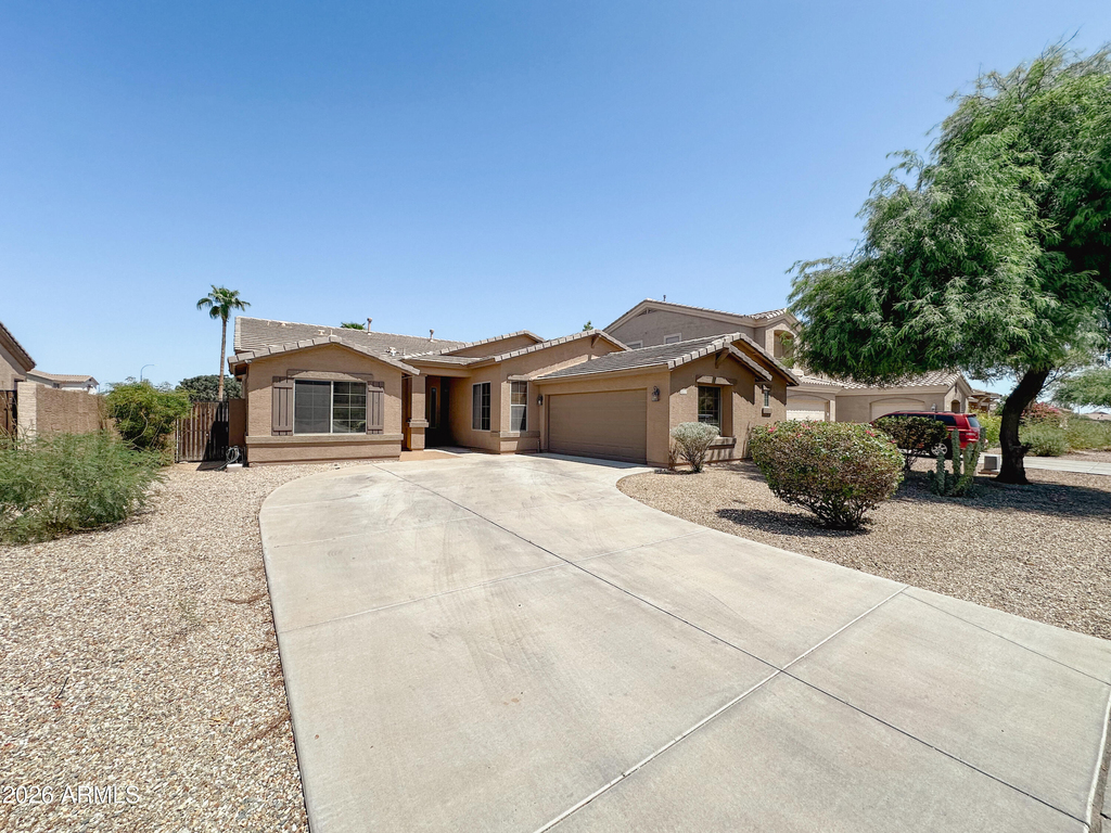 11034 W Washington Street - Photo 0