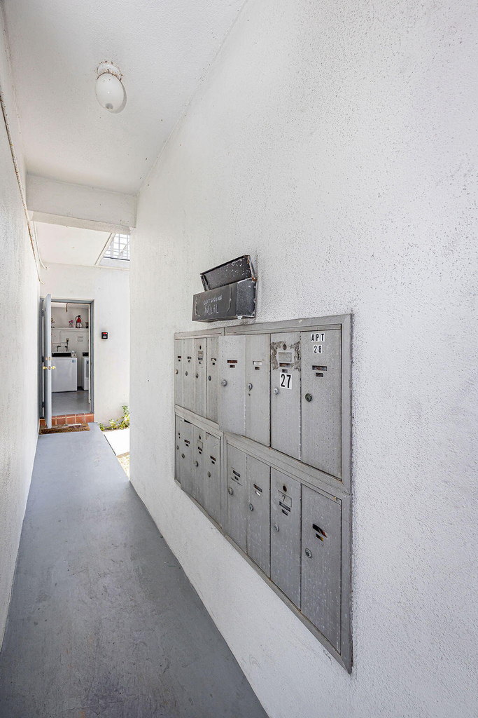 420 W Palm Street - Photo 16