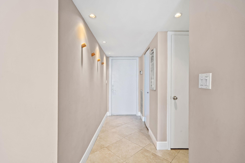 511 Bayshore Drive - Photo 10