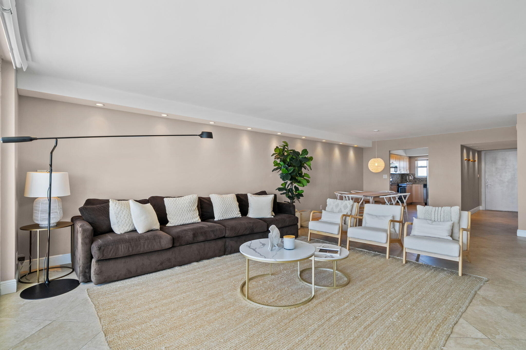 511 Bayshore Drive - Photo 3