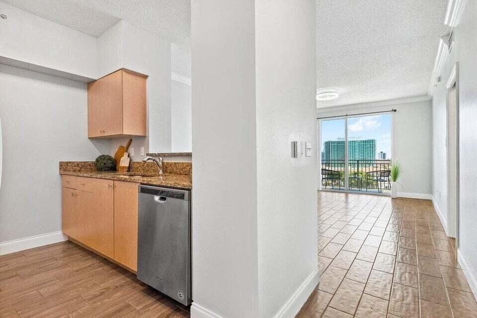 616 Clearwater Park Road - Photo 10