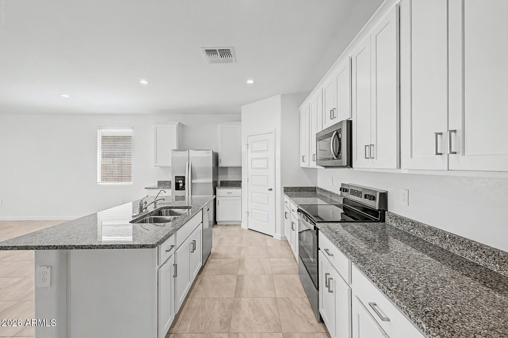 38155 W Giallo Lane - Photo 3
