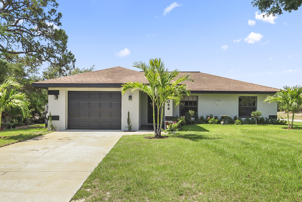 3046 Buttercup Lane - Photo 0