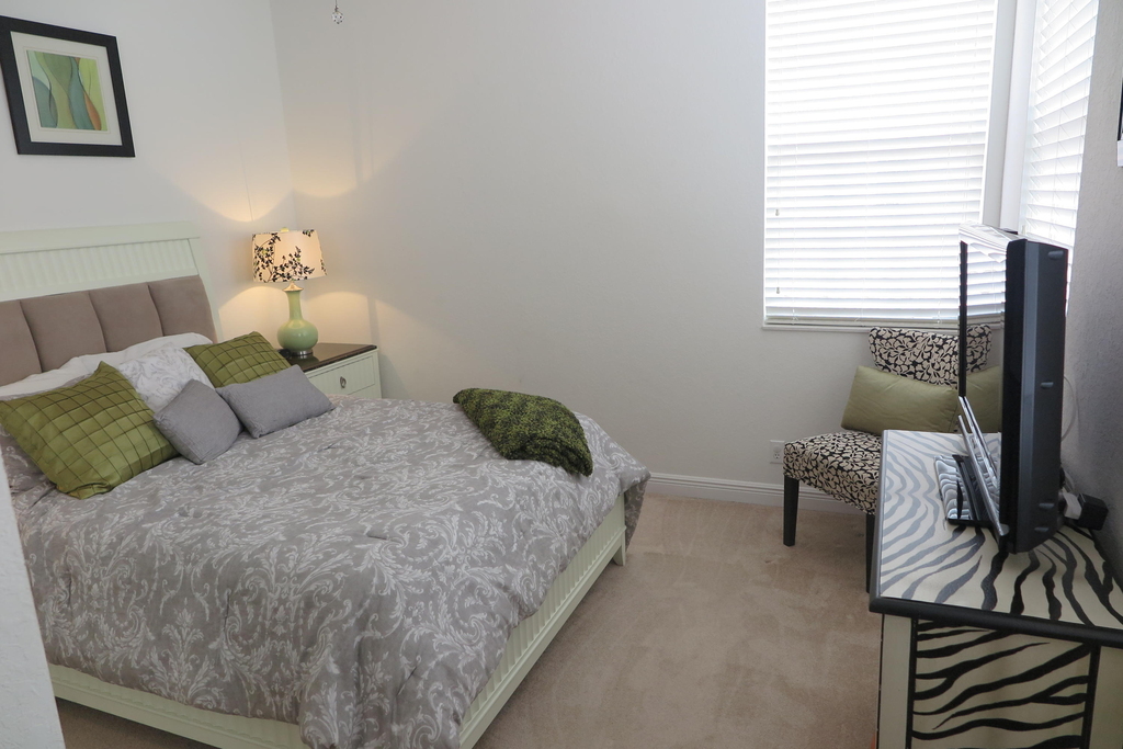 819 Nw 82nd Place - Photo 6