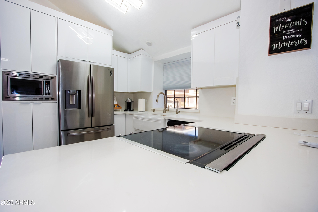 5704 E Aire Libre Avenue - Photo 9