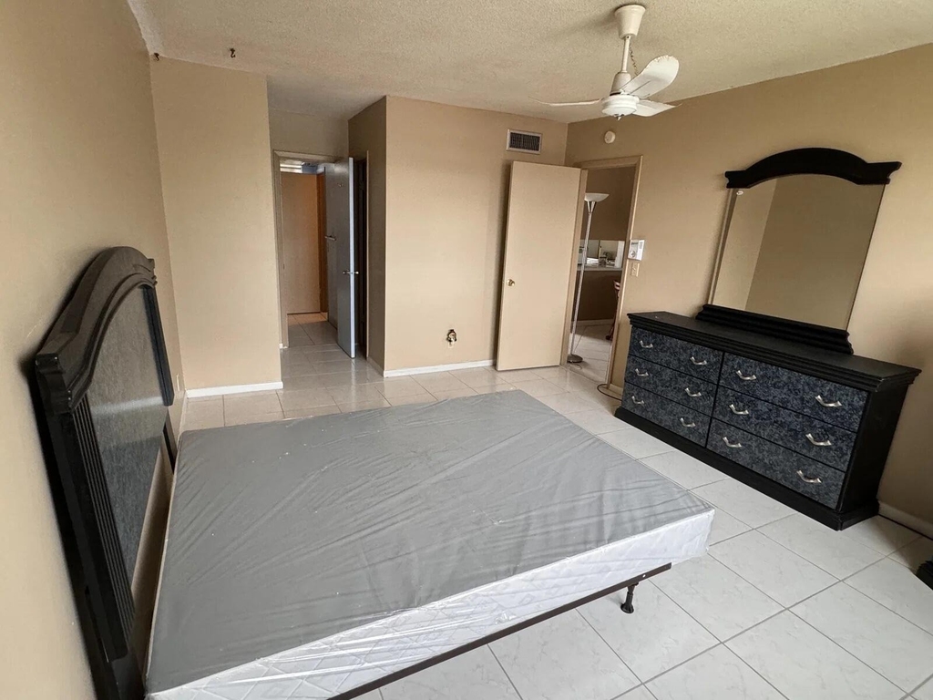 2861 Nw 47th Terrace - Photo 1