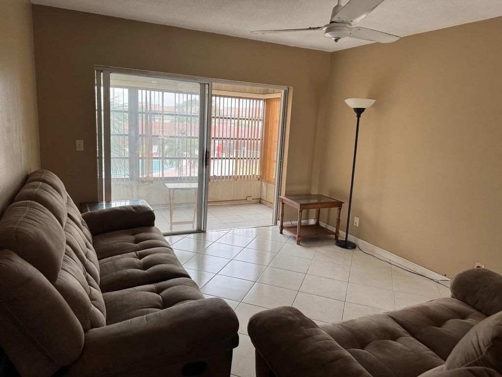 2861 Nw 47th Terrace - Photo 0