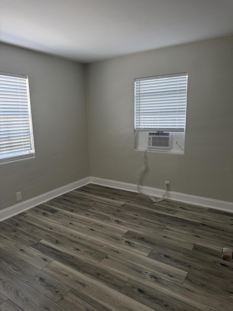 1025 13th Street - Photo 16