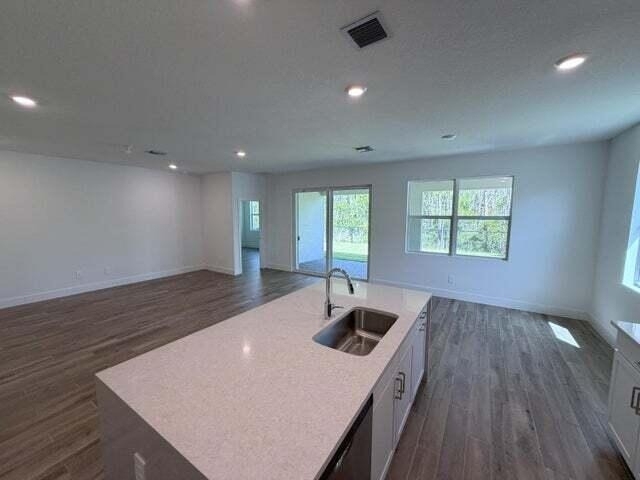 6560 Se Park Trace Drive - Photo 5
