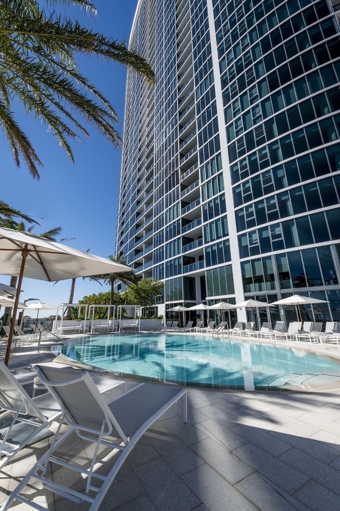 500 E Las Olas Boulevard - Photo 1