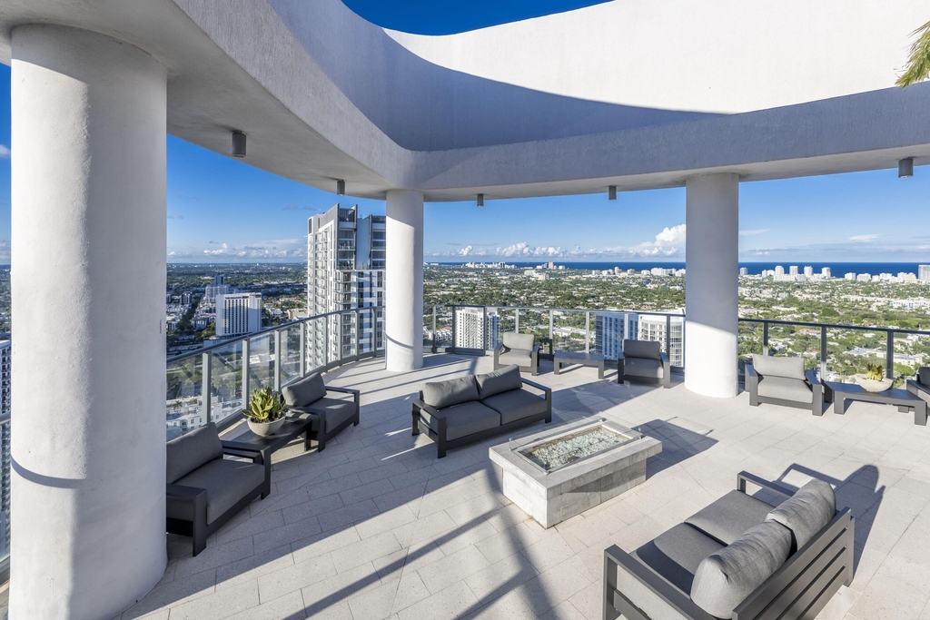 500 E Las Olas Boulevard - Photo 17