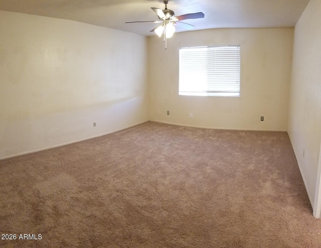 1626 W Beaubien Drive - Photo 23