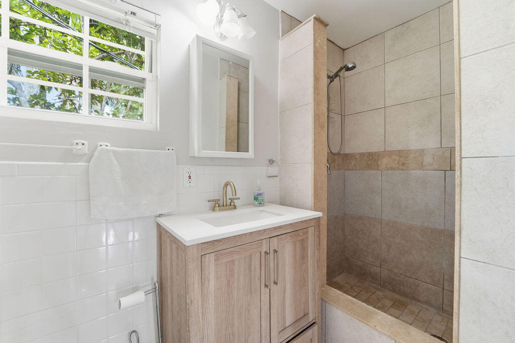 6929 120th Avenue N - Photo 13