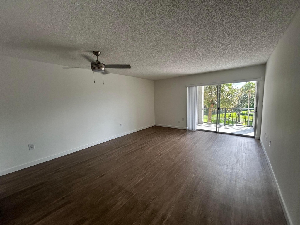4108 N Pine Island Road - Photo 14