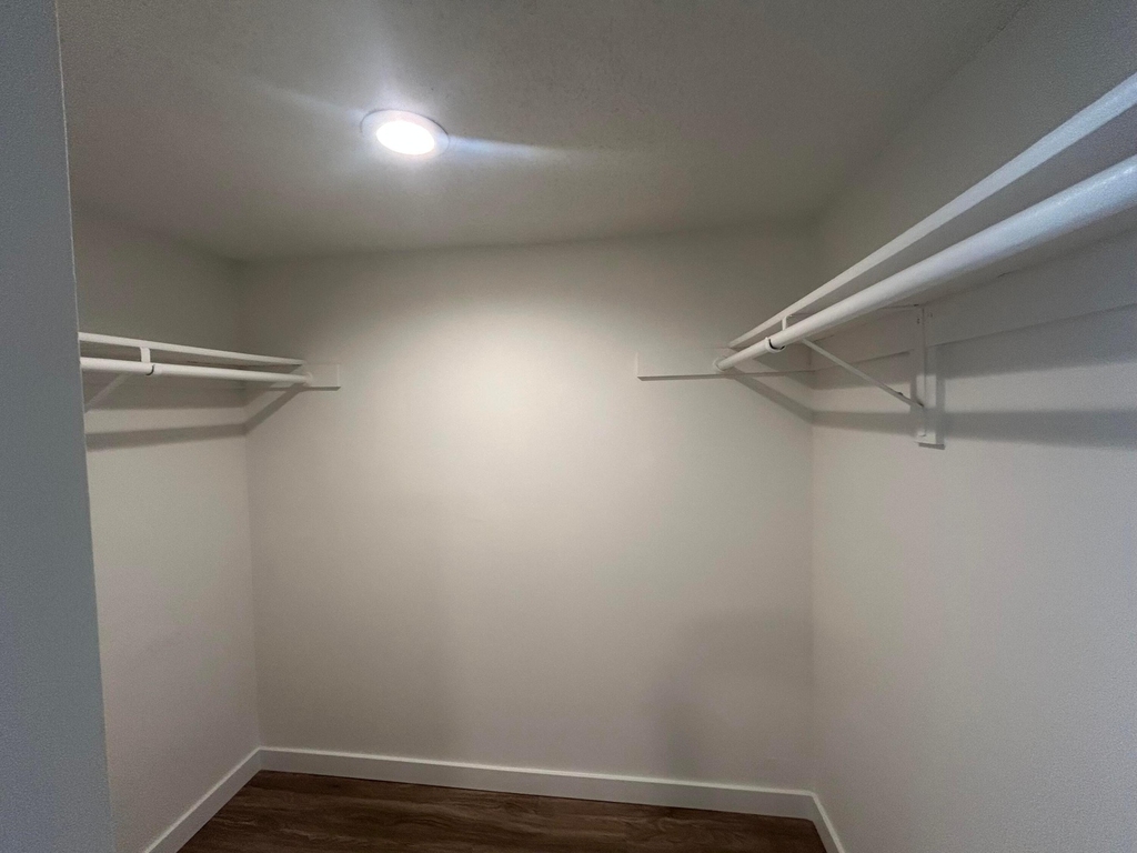 4108 N Pine Island Road - Photo 17