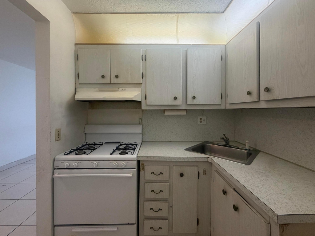 20210 Ne 2nd Avenue - Photo 7