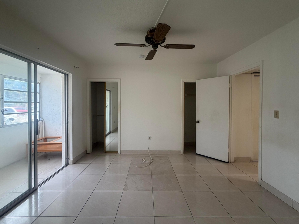 20210 Ne 2nd Avenue - Photo 12