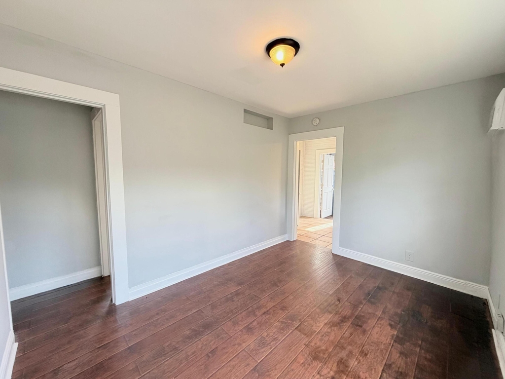 318 S K Street - Photo 6