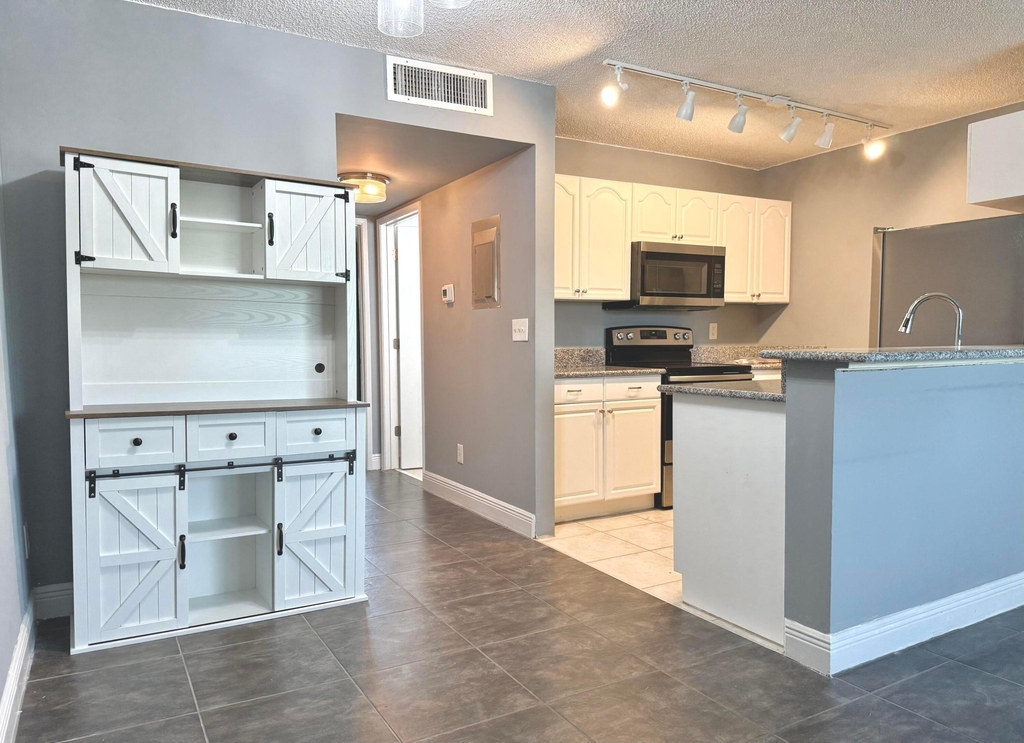 1625 Meadows Circle W - Photo 1
