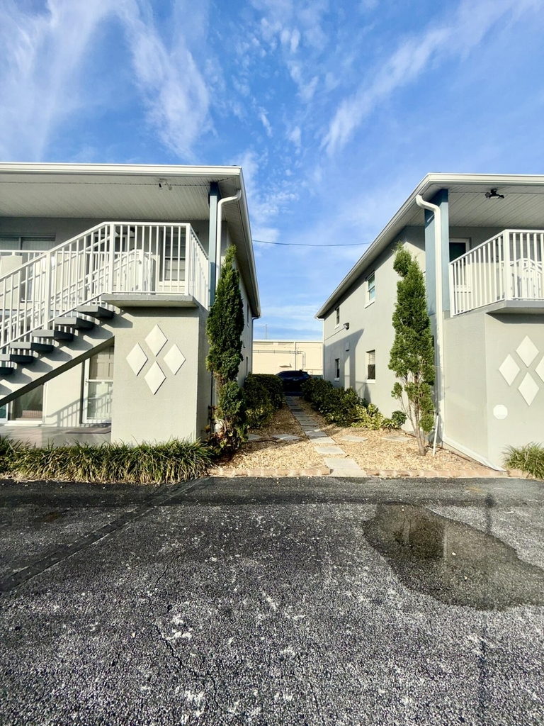 436 Auburn - Photo 35