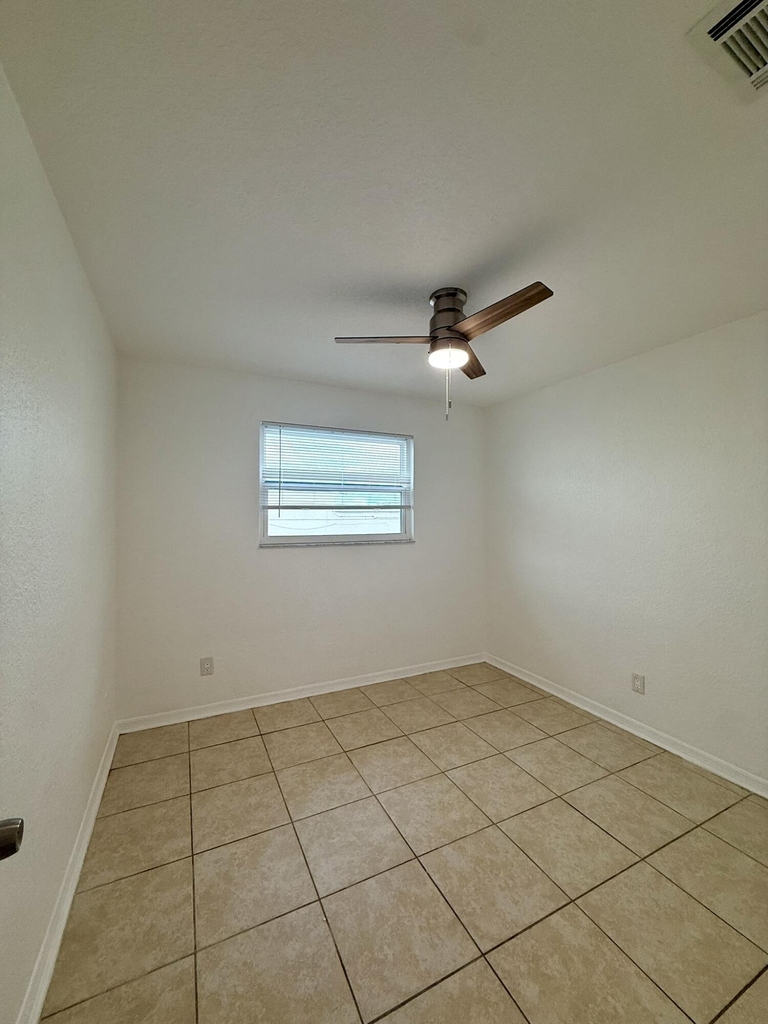 436 Auburn - Photo 12