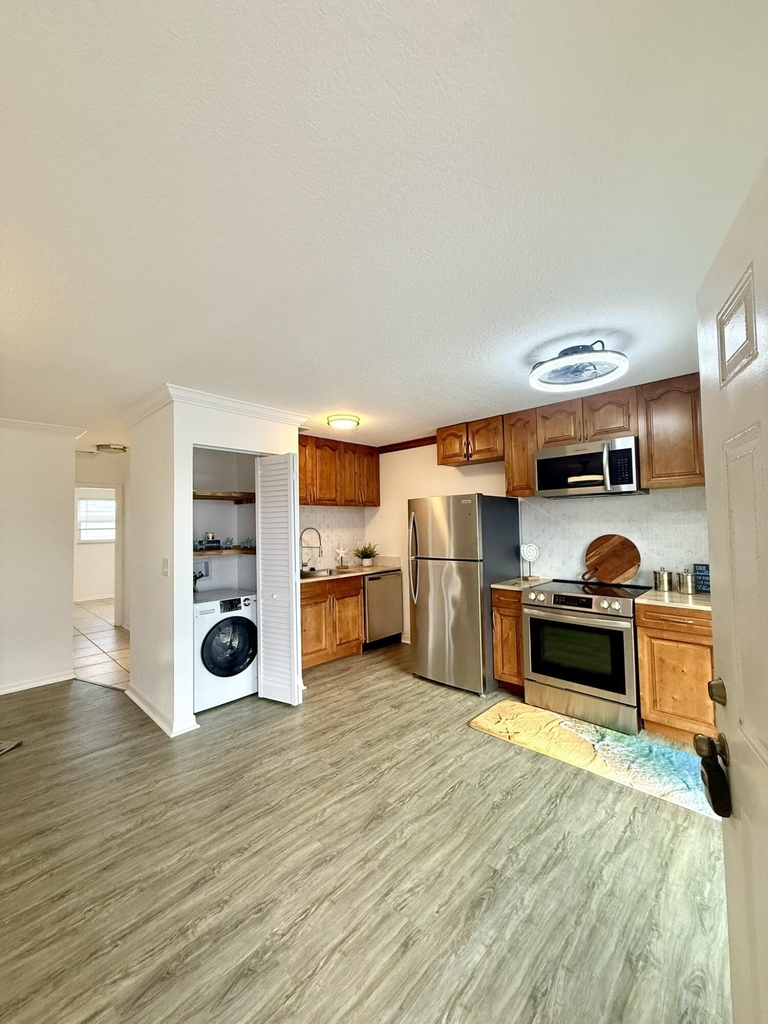436 Auburn - Photo 2