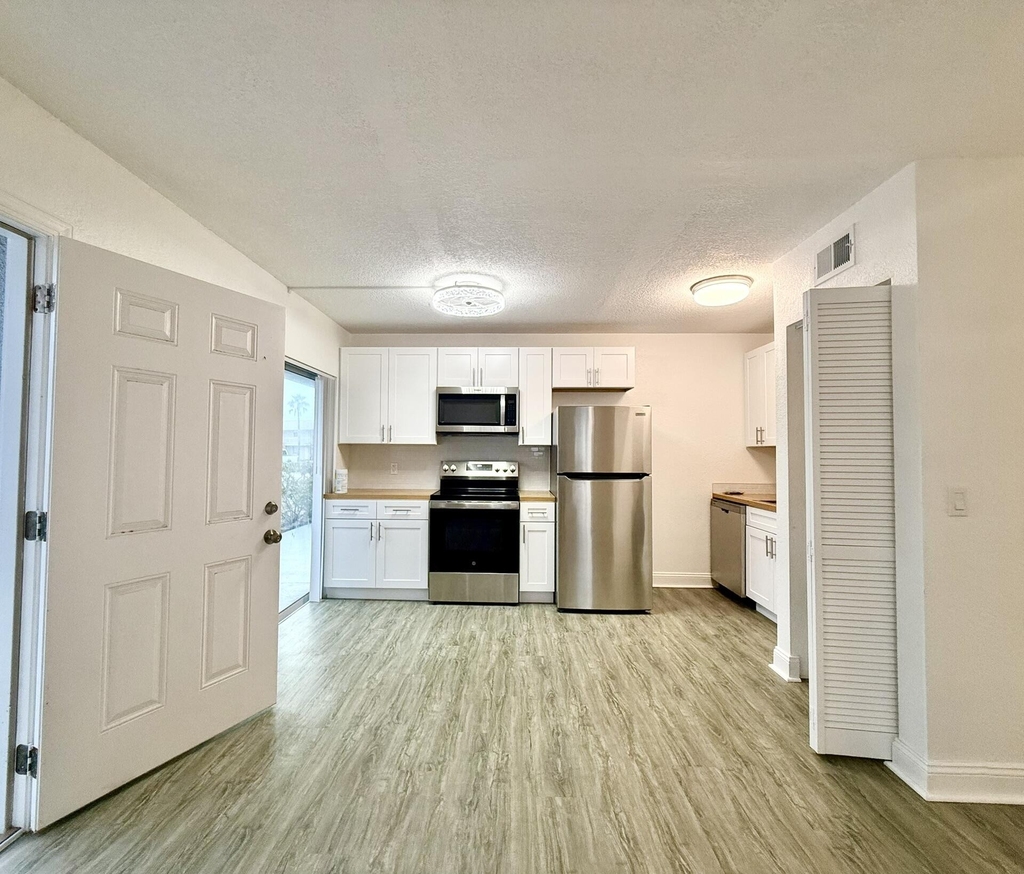 436 Auburn - Photo 17