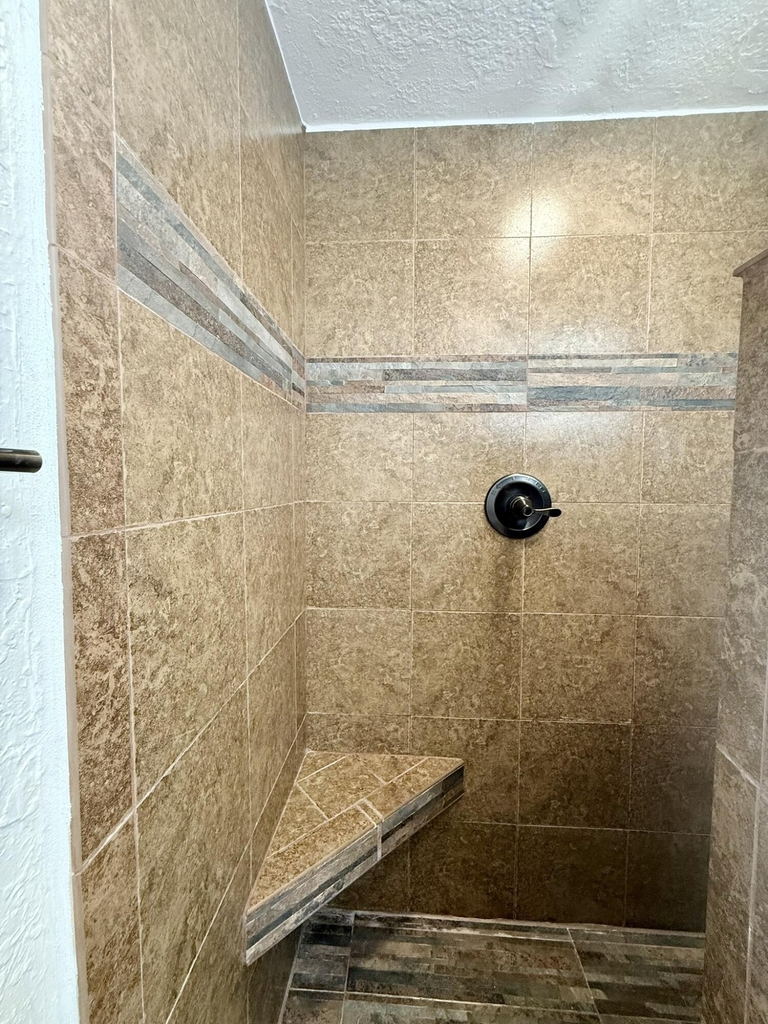 436 Auburn - Photo 7
