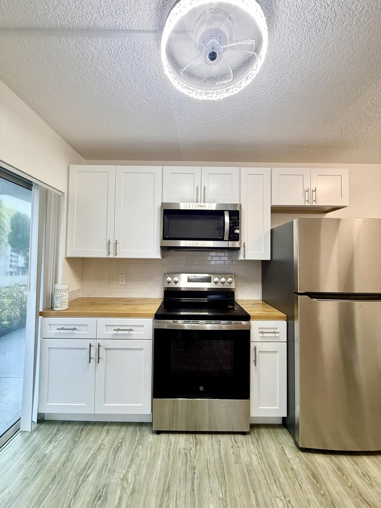 436 Auburn - Photo 3