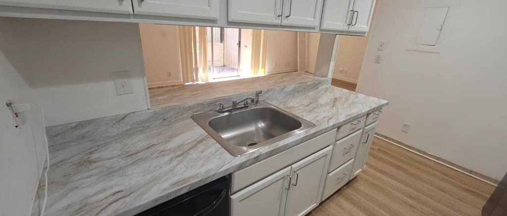 5644 Blueberry Court - Photo 3