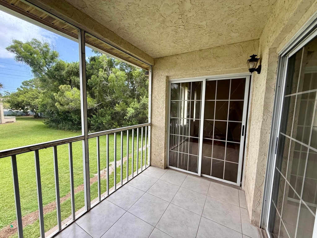 1673 Se Green Acres Circle - Photo 13