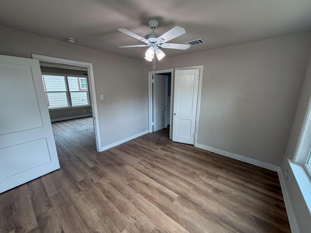 1527 W Gandy Street - Photo 4