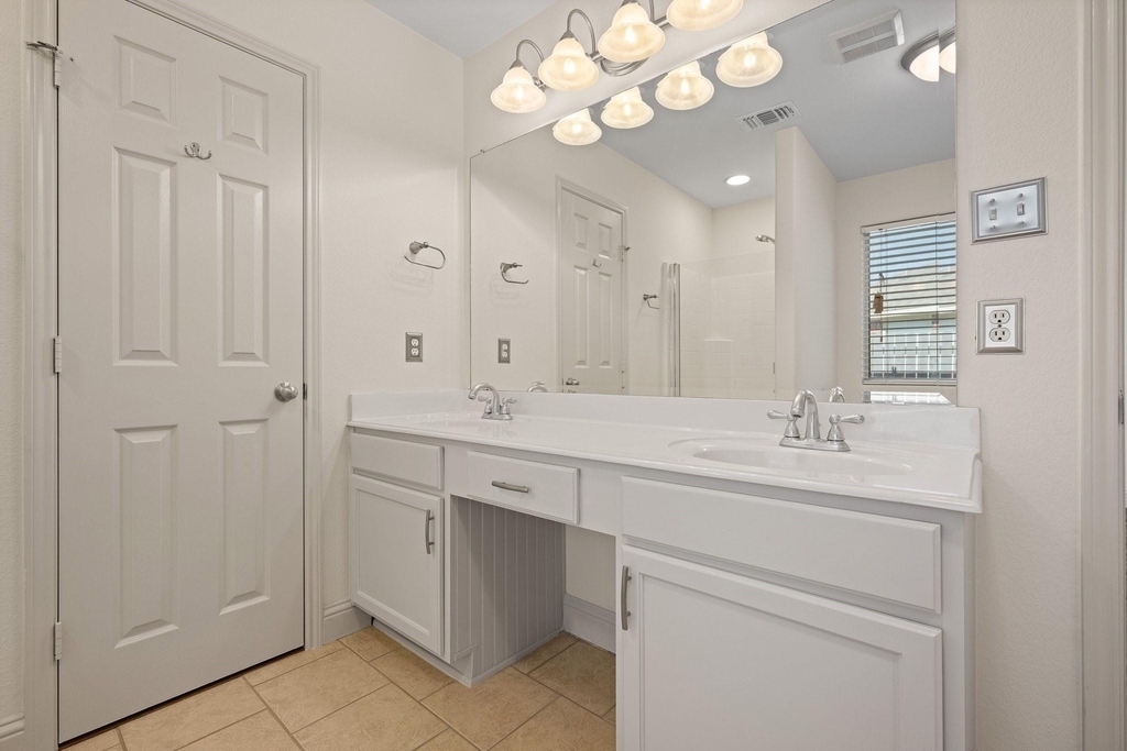7103 Camp Creek Drive - Photo 12
