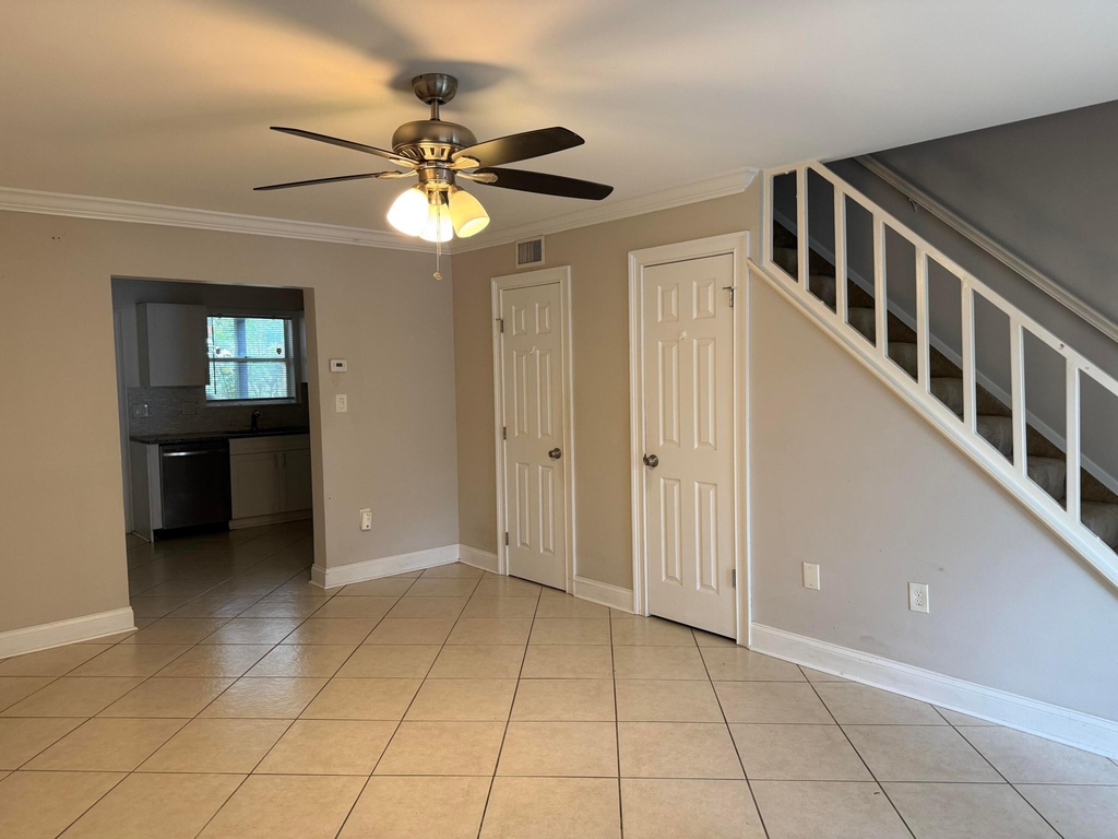 2018 S 10th Street - Photo 2