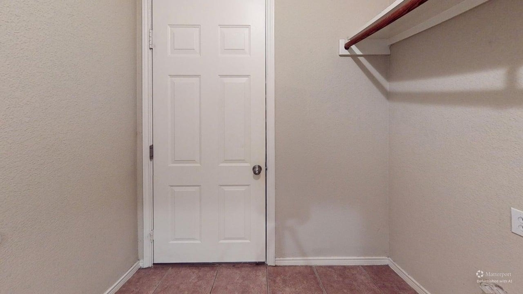 7440 Lancaster - Photo 18