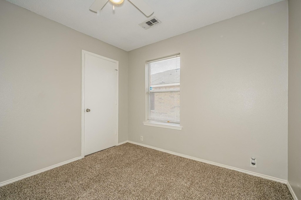207 Prentice Drive - Photo 11