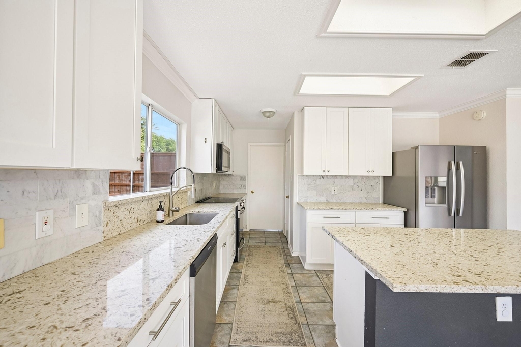 12000 Melrose Lane - Photo 13