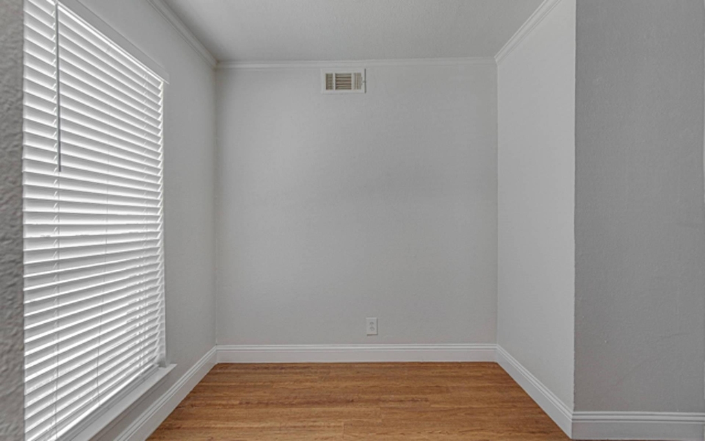 304 E Mitchell Street - Photo 14