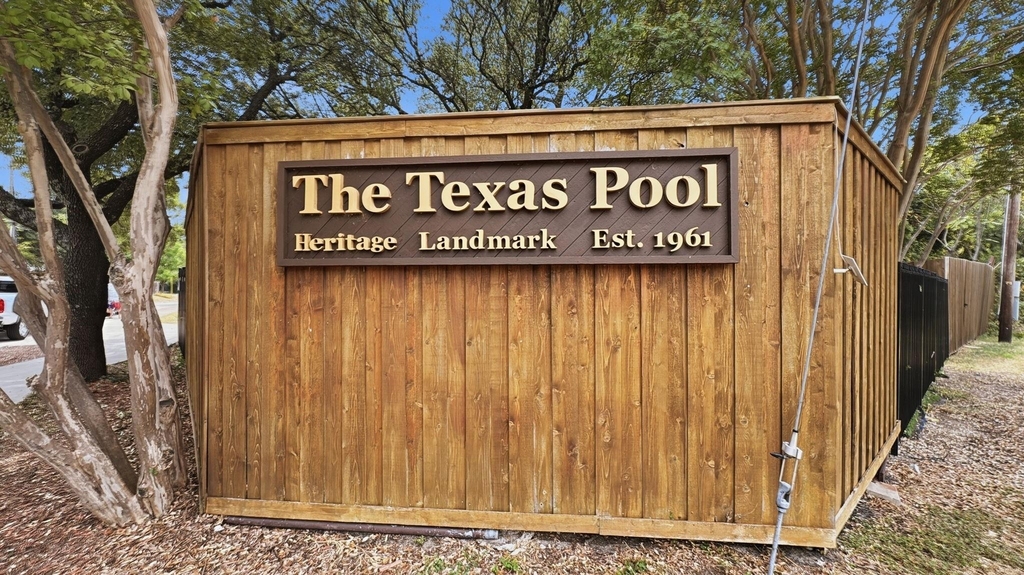 1421 Meadowcrest Drive - Photo 11