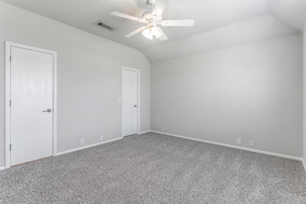 529 Quail Hollow Drive - Photo 10