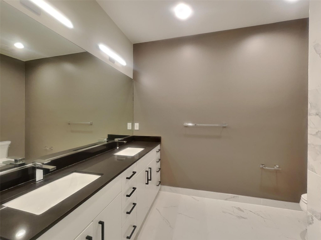 1625 Hickory Street - Photo 8