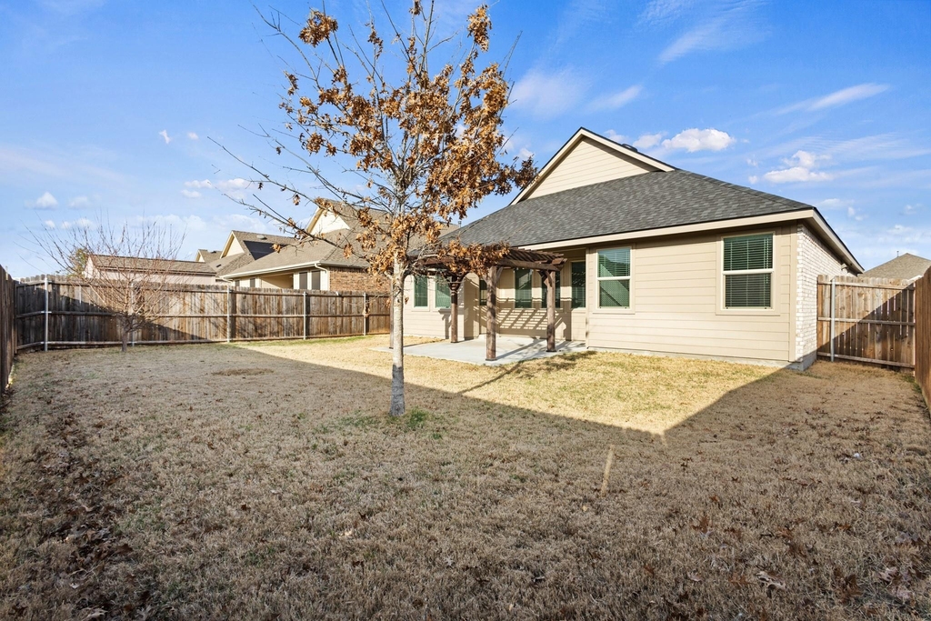 835 Sitwell Drive - Photo 32