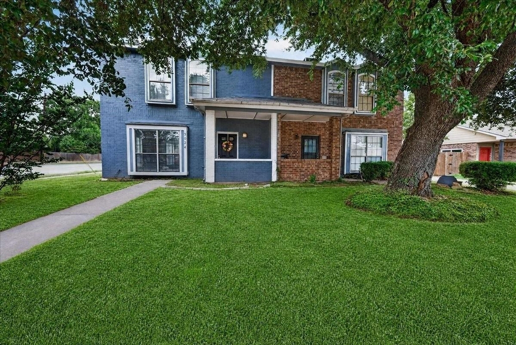 3024 Roxboro Road - Photo 2
