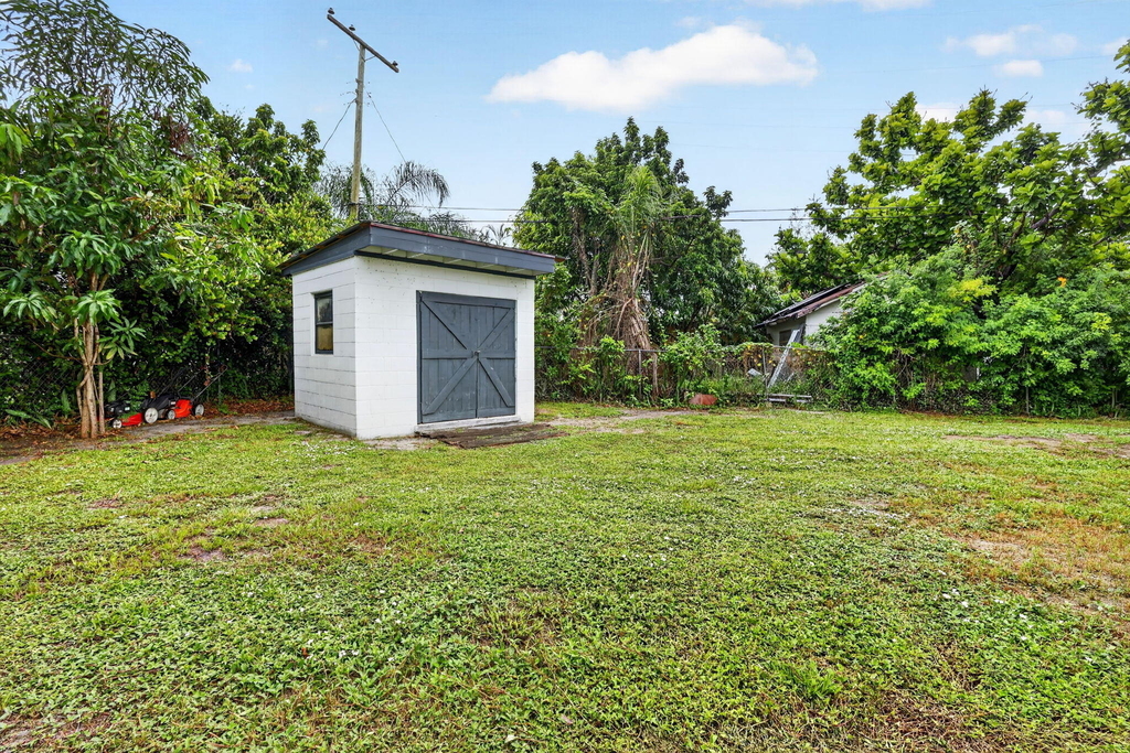 820 Se 13th Street - Photo 27