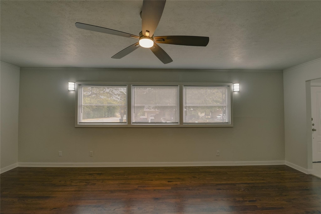 1100 Wade Hampton Street - Photo 7