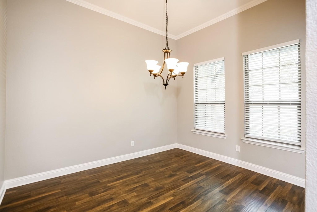 1108 Colonial Drive - Photo 5