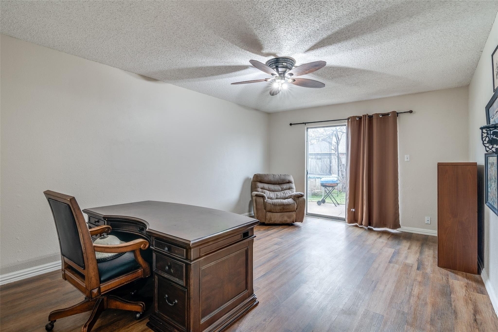 4021 Bond Street - Photo 9