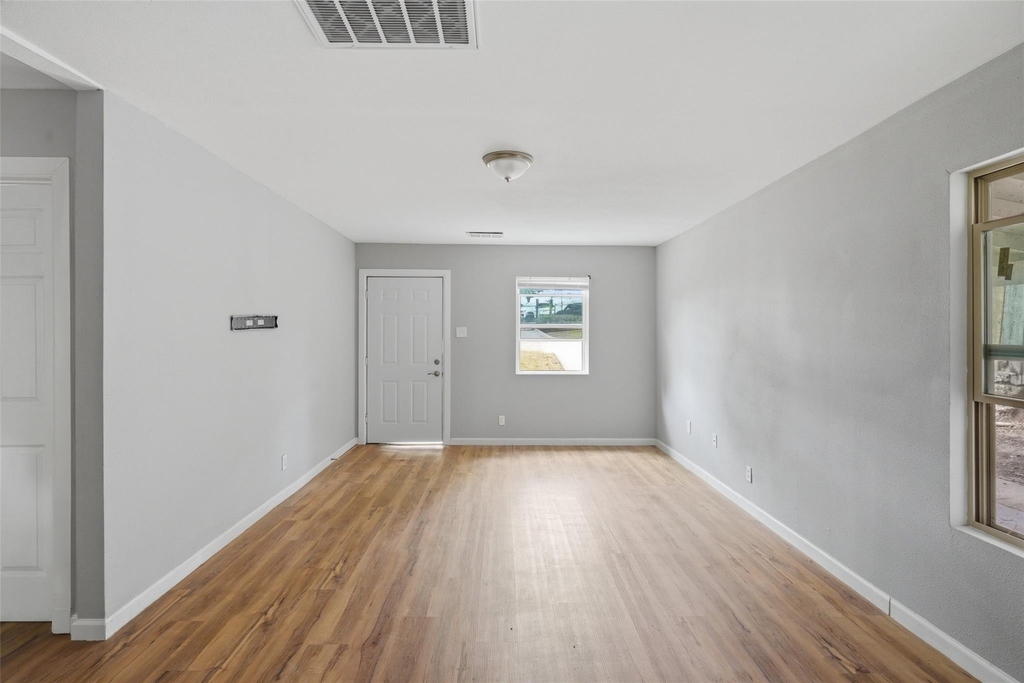 4508 Fletcher Avenue - Photo 3